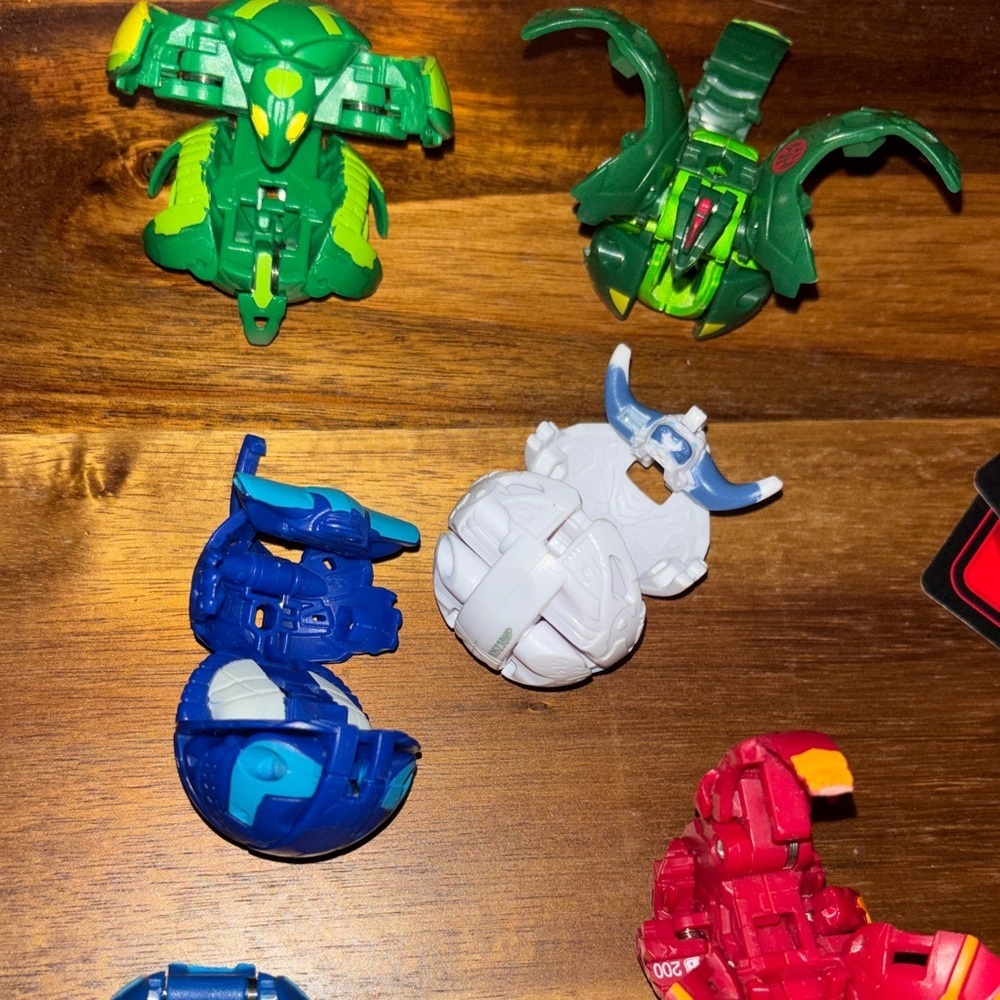Bakugan lot - Picture 5 of 8